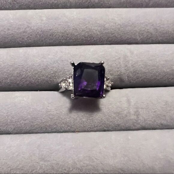 NEW Amethyst CZ Silver Tone Cocktail Ring - Picture 1 of 4